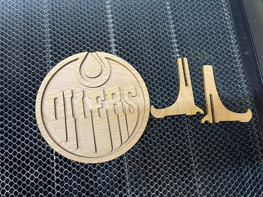 Hockey Team Shelf Decor DIY